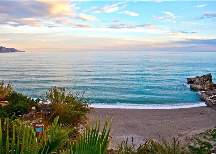 Casa La Guitarra Nyaraló Nerja